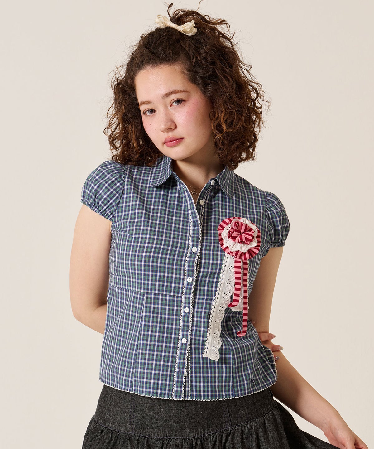 シャツ/トップス/フラワーボタン コンパクト チェック ブラウス TINA：JOJUN