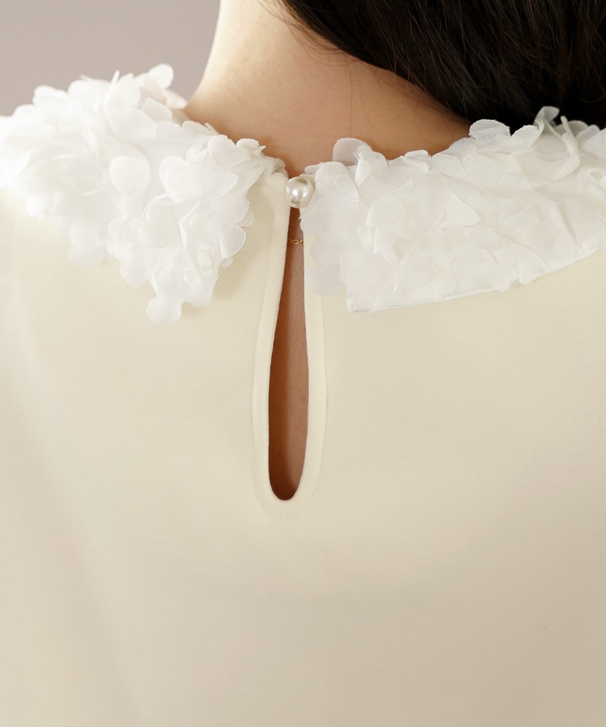 トップス カットソー 花襟 映え 襟付き 取り外し 2WAY 涙あき 半袖 Tシャツ タック ふんわり 二の腕カバー クルーネック ゆとり ホワイト ネイビー ピンク 配色 春 夏 秋 パンツコーデ