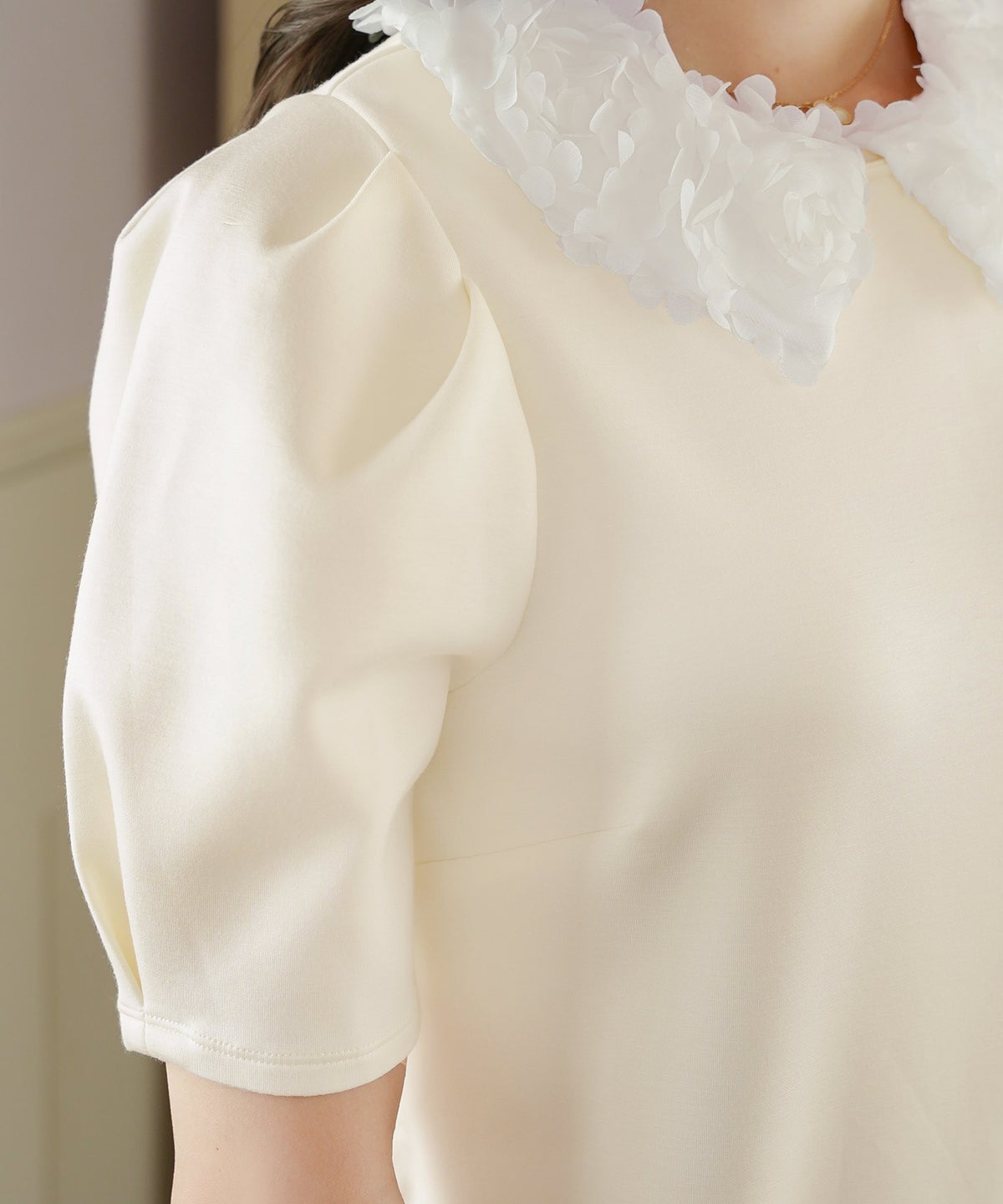 トップス カットソー 花襟 映え 襟付き 取り外し 2WAY 涙あき 半袖 Tシャツ タック ふんわり 二の腕カバー クルーネック ゆとり ホワイト ネイビー ピンク 配色 春 夏 秋 パンツコーデ