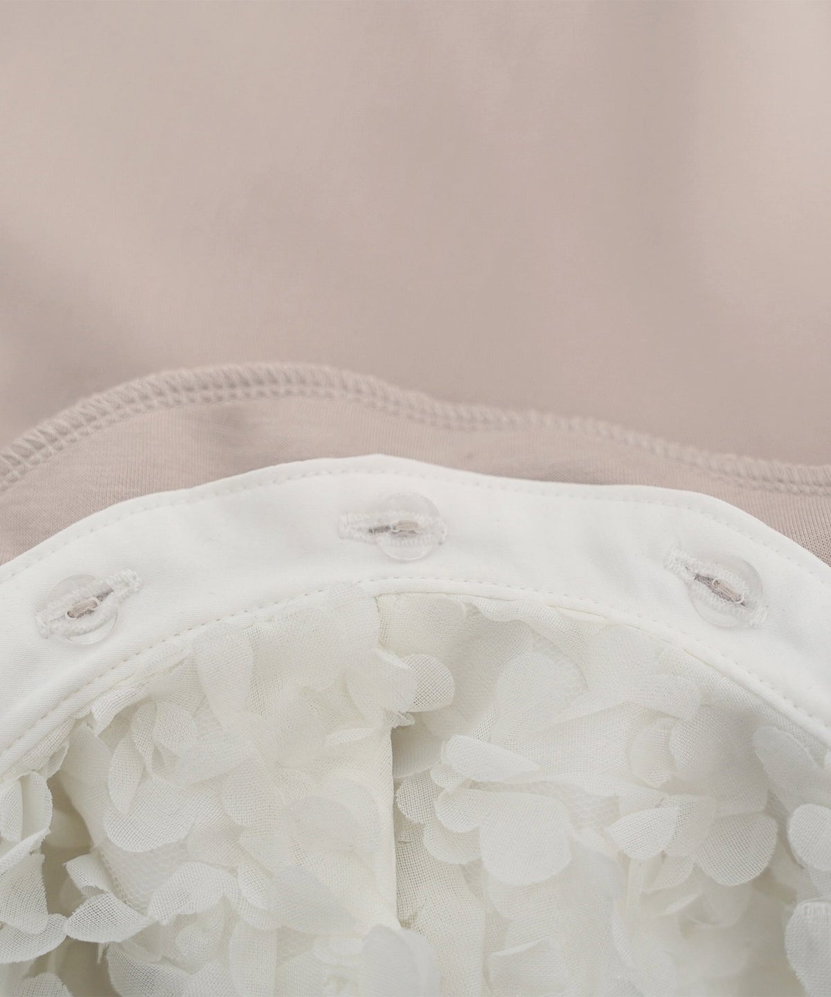 トップス カットソー 花襟 映え 襟付き 取り外し 2WAY 涙あき 半袖 Tシャツ タック ふんわり 二の腕カバー クルーネック ゆとり ホワイト ネイビー ピンク 配色 春 夏 秋 パンツコーデ