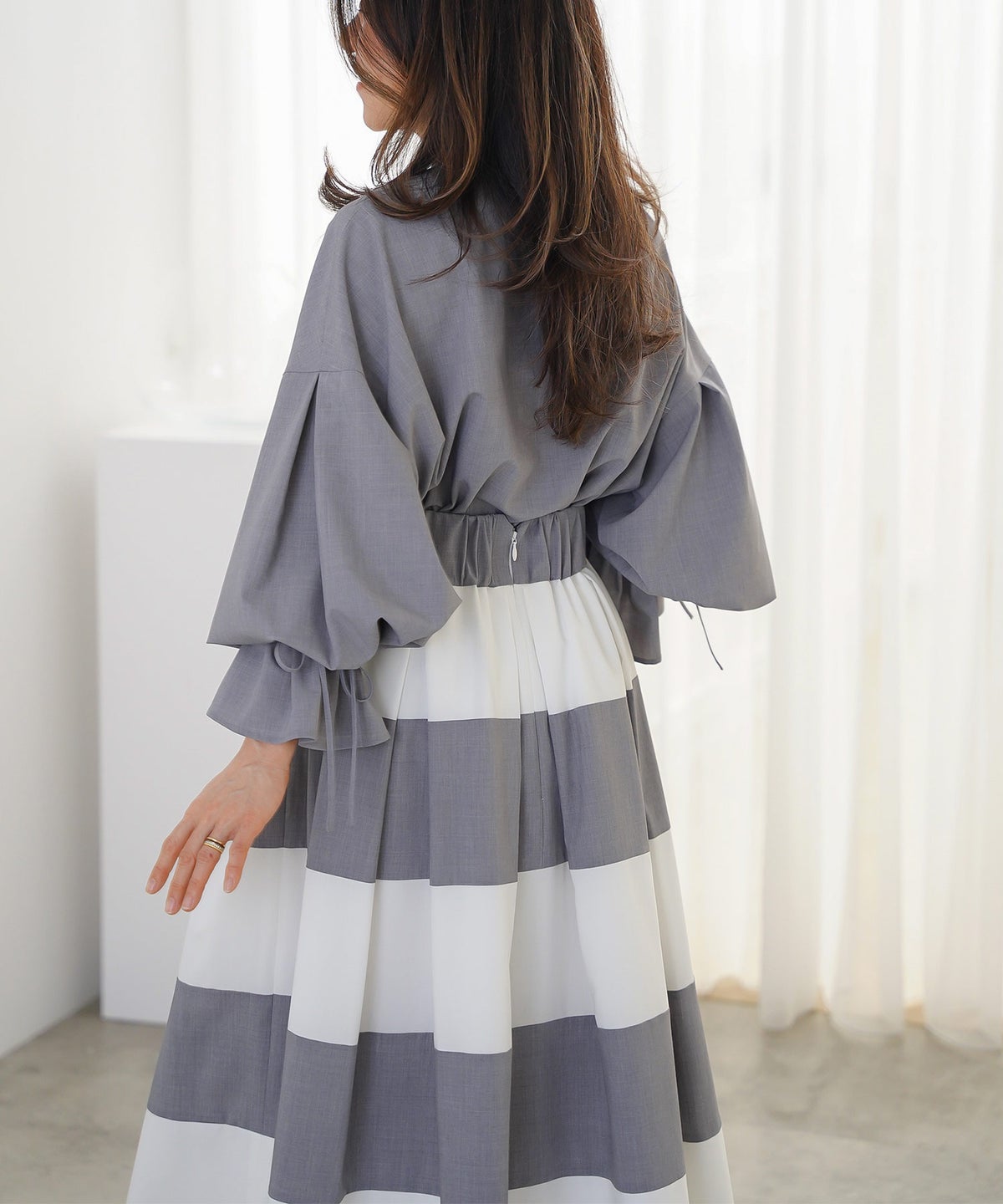 スカート フレア グレー ボーダー 通勤 デート 女子会 フェミニン ジョイントスペース