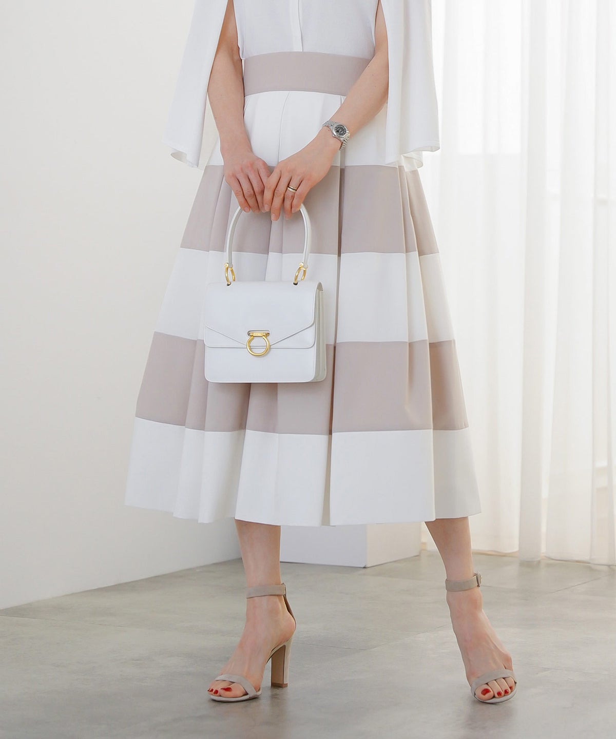 スカート フレア ベージュ ボーダー 通勤 デート 女子会 フェミニン ジョイントスペース