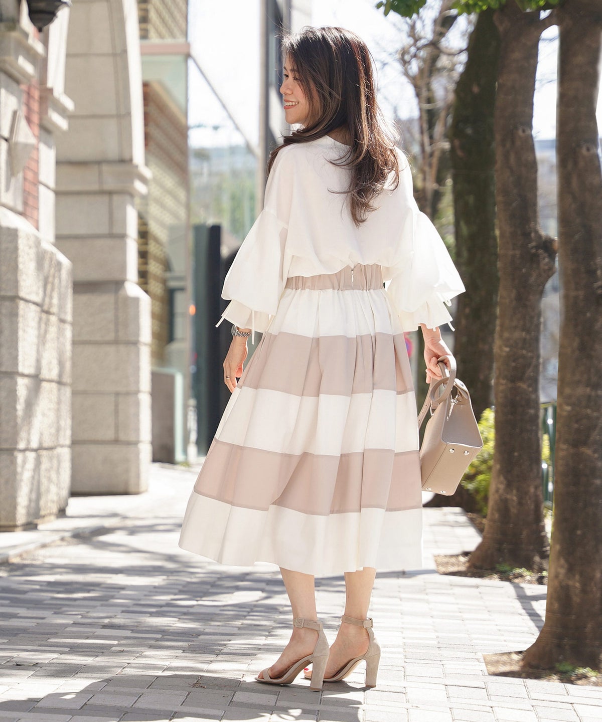 スカート フレア ベージュ ボーダー 通勤 デート 女子会 フェミニン ジョイントスペース
