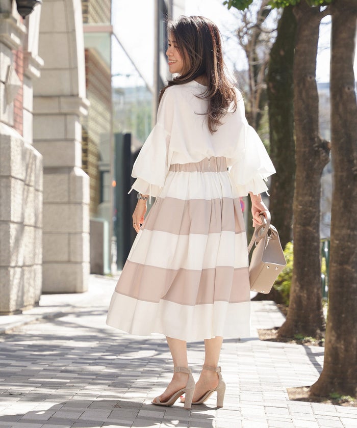 スカート フレア ベージュ ボーダー 通勤 デート 女子会 フェミニン ジョイントスペース