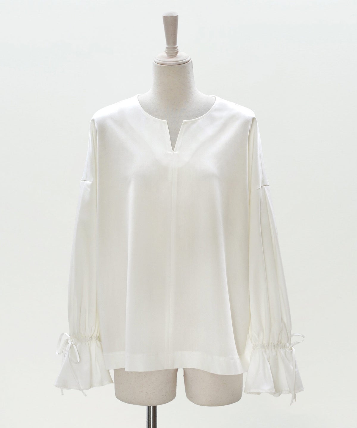 ブラウス ホワイト バルーンスリーブ 2way リボン 通勤 ジョイントスペース