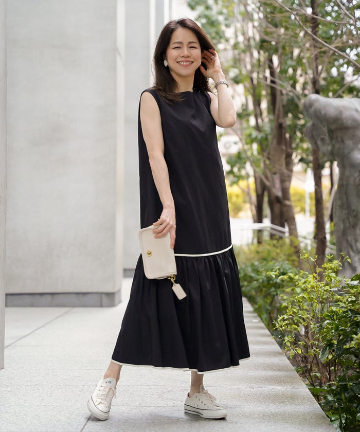 ティアード ワンピース ロング ブラック タフタ 配色 春 夏 秋 フェミニン 旅行 海 ジョイントスペース