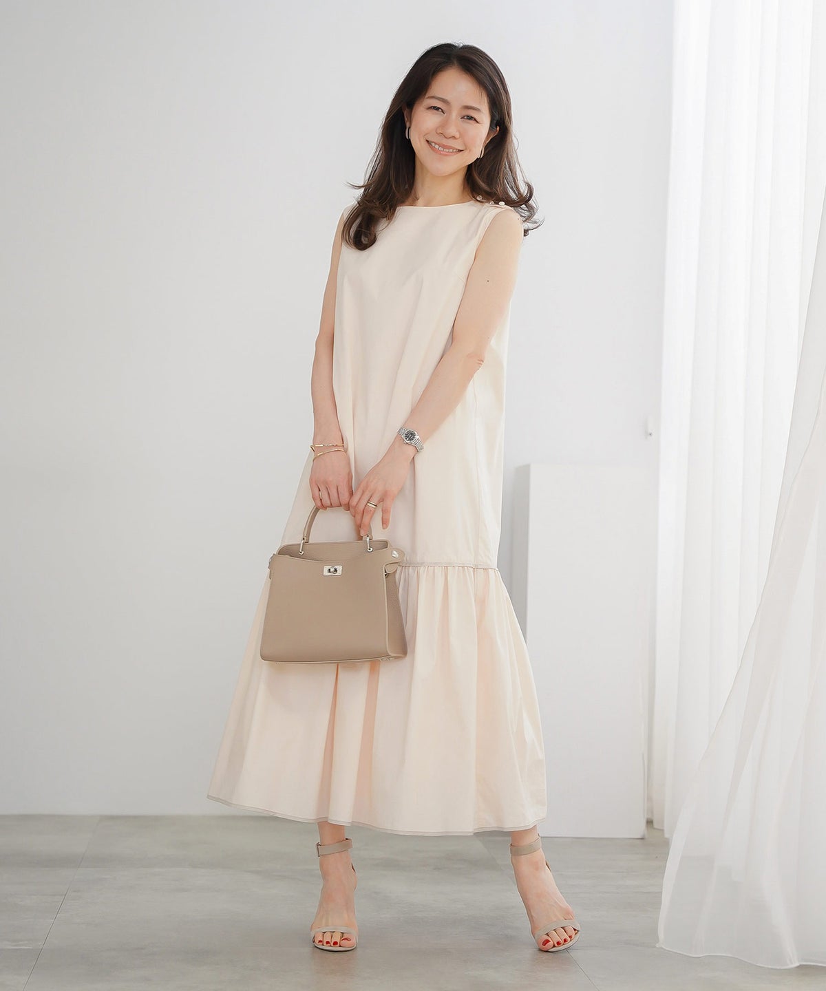 ティアード ワンピース ロング ピンク タフタ 配色 春 夏 秋 フェミニン 旅行 海 ジョイントスペース