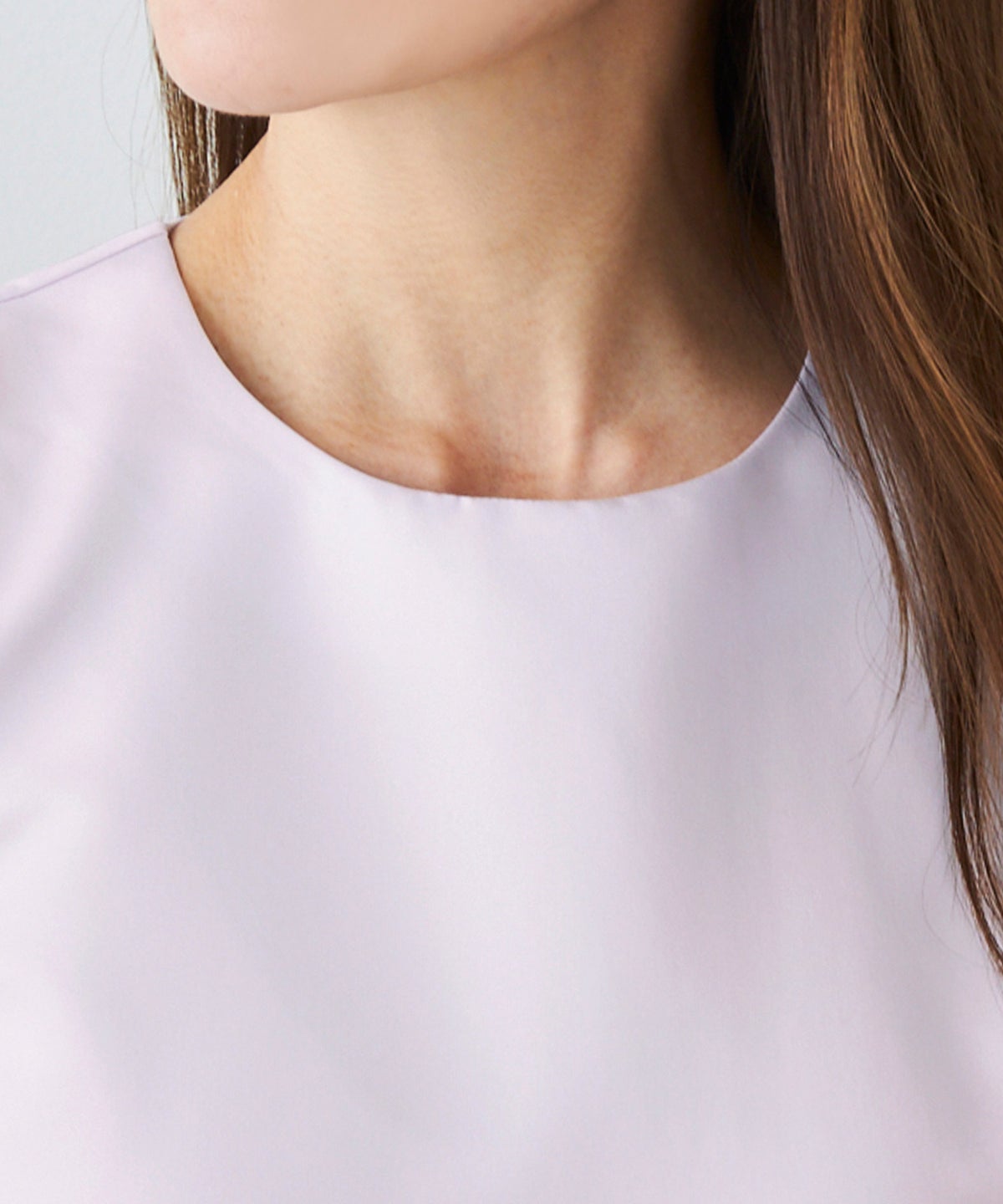 手洗い可 日本製 きれいめ 上品 半袖 オフィス 体型カバー 大人カジュアル フェニミン  無地 ドット 柄 ジョイントスペース