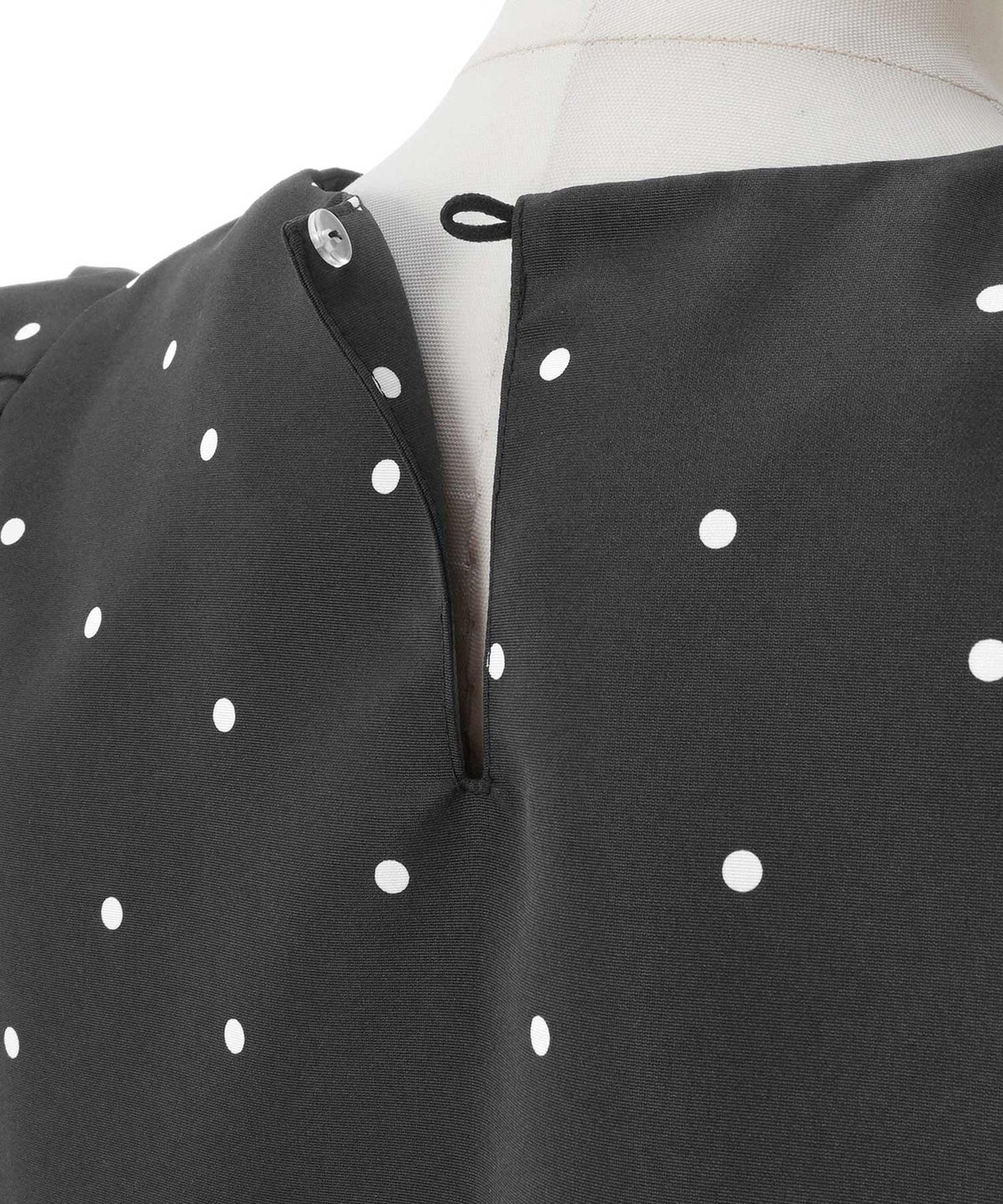 手洗い可 日本製 きれいめ 上品 半袖 オフィス 体型カバー 大人カジュアル フェニミン  無地 ドット 柄 ジョイントスペース