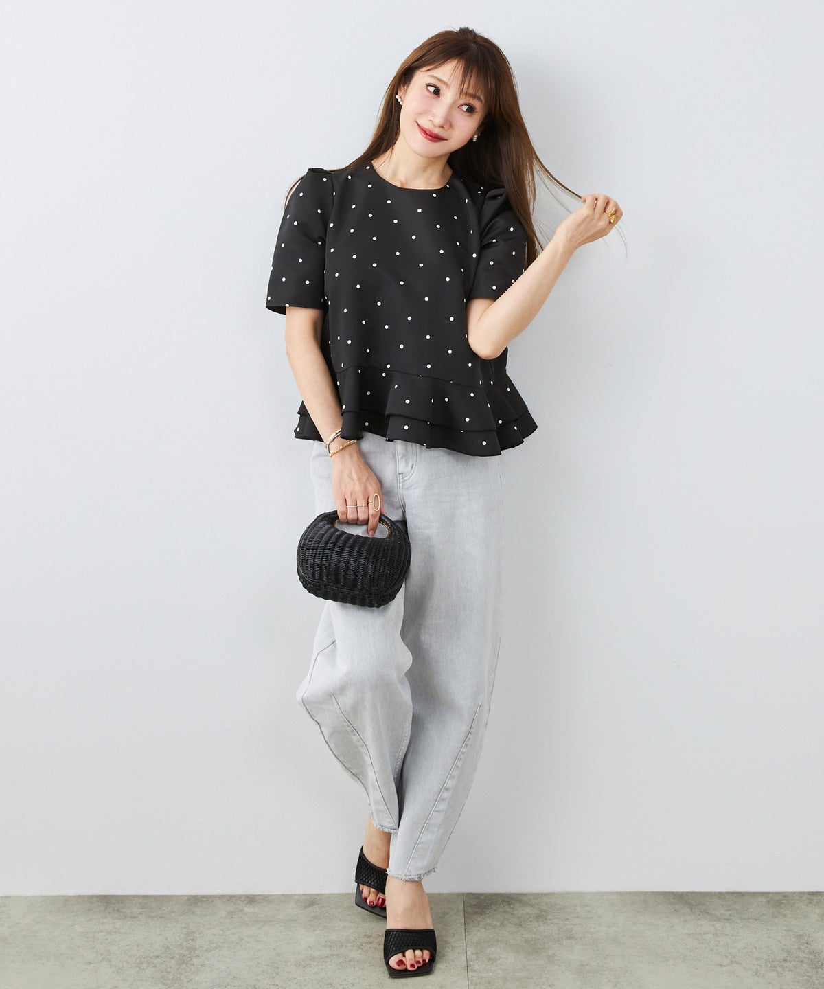 手洗い可 日本製 きれいめ 上品 半袖 オフィス 体型カバー 大人カジュアル フェニミン  無地 ドット 柄 ジョイントスペース