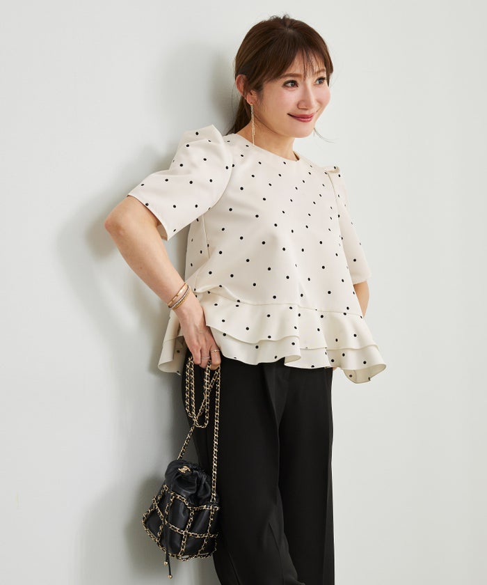 手洗い可 日本製 きれいめ 上品 半袖 オフィス 体型カバー 大人カジュアル フェニミン  無地 ドット 柄 ジョイントスペース