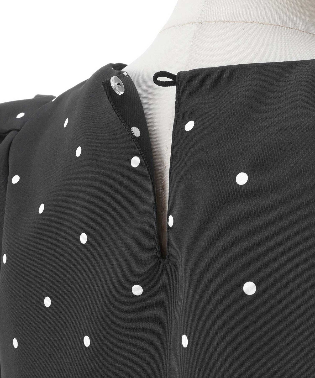 手洗い可 日本製 きれいめ 上品 半袖 オフィス 体型カバー 大人カジュアル フェニミン  無地 ドット 柄 ジョイントスペース