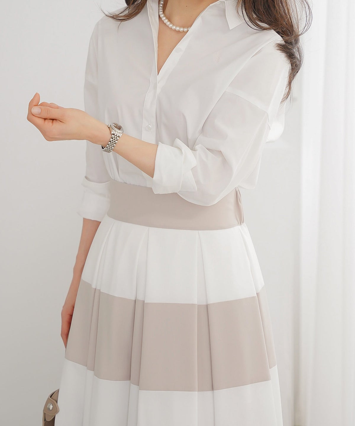 長袖 シャツ ホワイト ロゴ刺繍 通勤 ベーシック ジョイントスペース