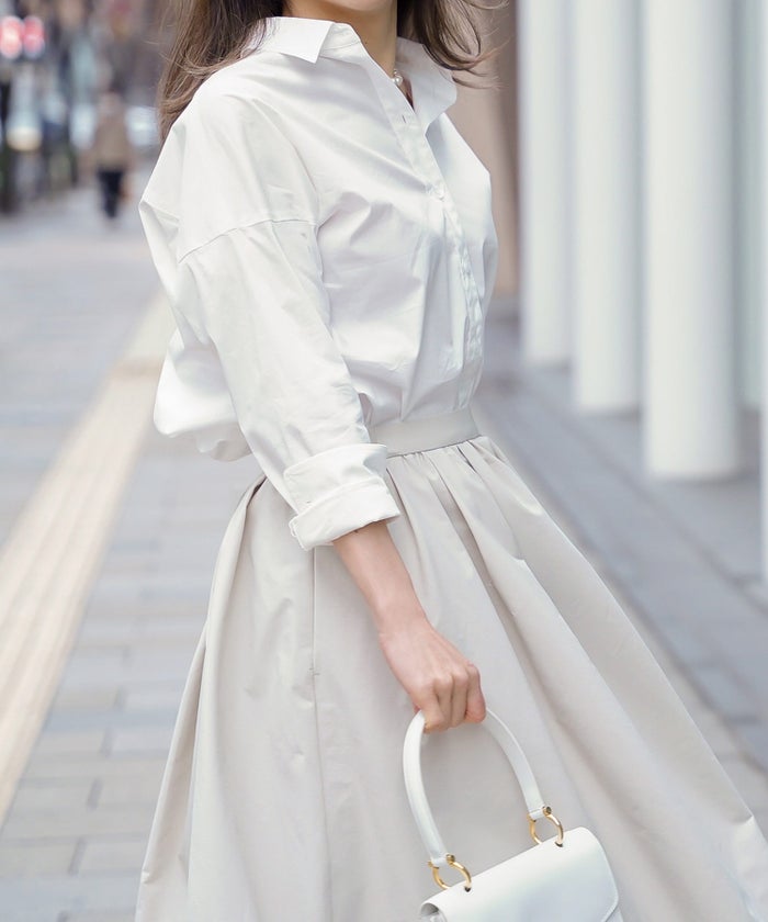 長袖 シャツ ホワイト ロゴ刺繍 通勤 ベーシック ジョイントスペース