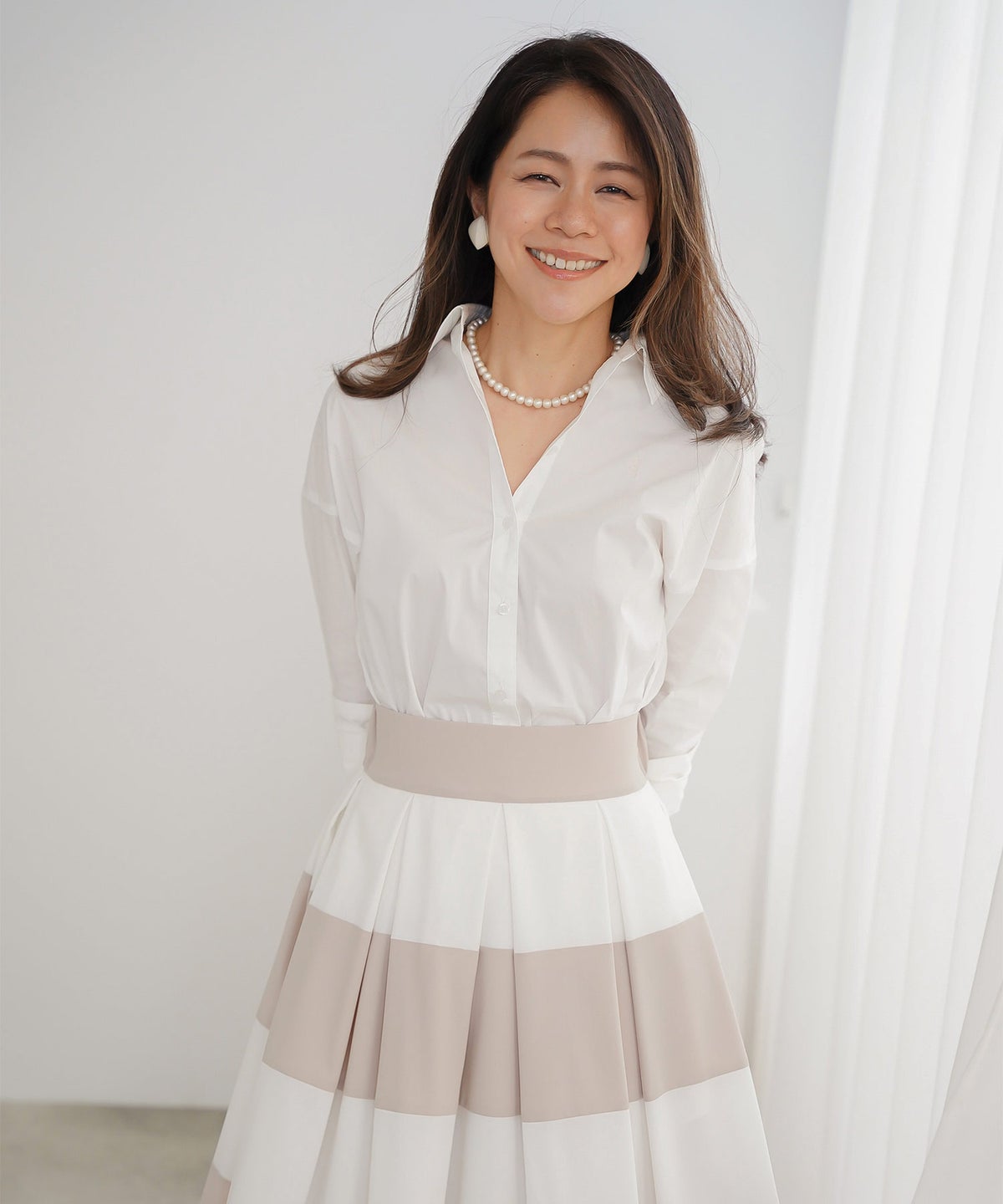 長袖 シャツ ホワイト ロゴ刺繍 通勤 ベーシック ジョイントスペース