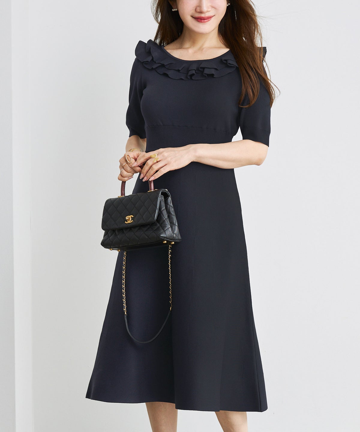 手洗い可 上品 きれいめ 大人カジュアル フェニミン 白黒 レディース オフィス 春夏 大人可愛い ジョイントスペース