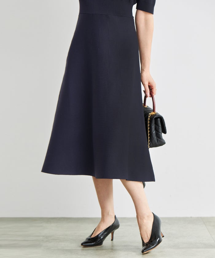 手洗い可 上品 きれいめ 大人カジュアル フェニミン 白黒 レディース オフィス 春夏 大人可愛い ジョイントスペース