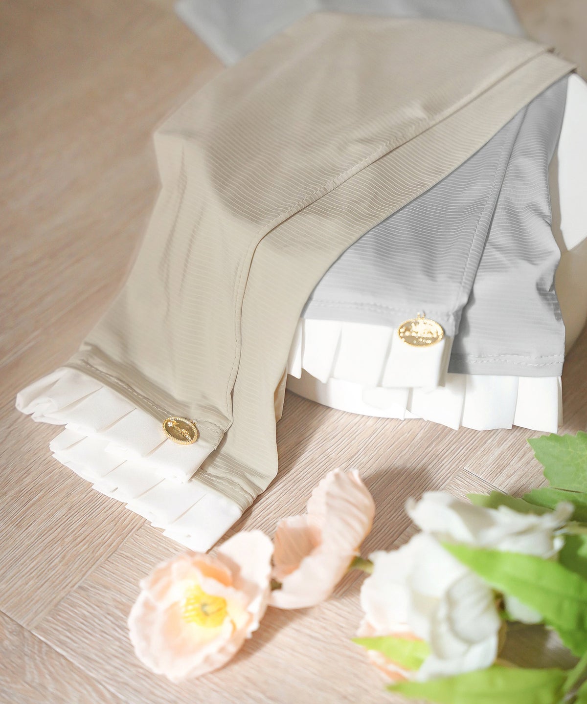 UVカット 紫外線対策 冷房対策 日除け アームカバー 親指付き フリル かわいい フェミニン きれいめ