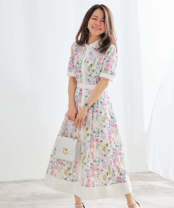 シャツワンピース ピンク 花柄 バンドカラー ベルト付き ジョイントスペース