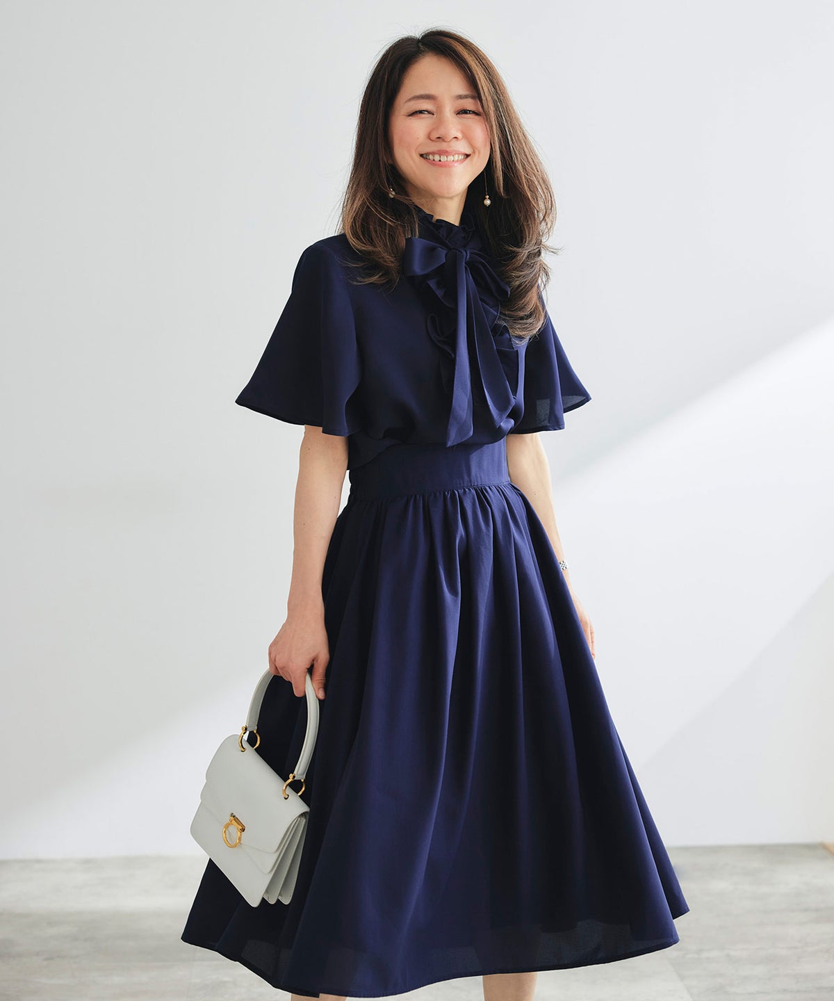 ブラウス ネイビー フレア袖 フリル ボウタイ ジョイントスペース