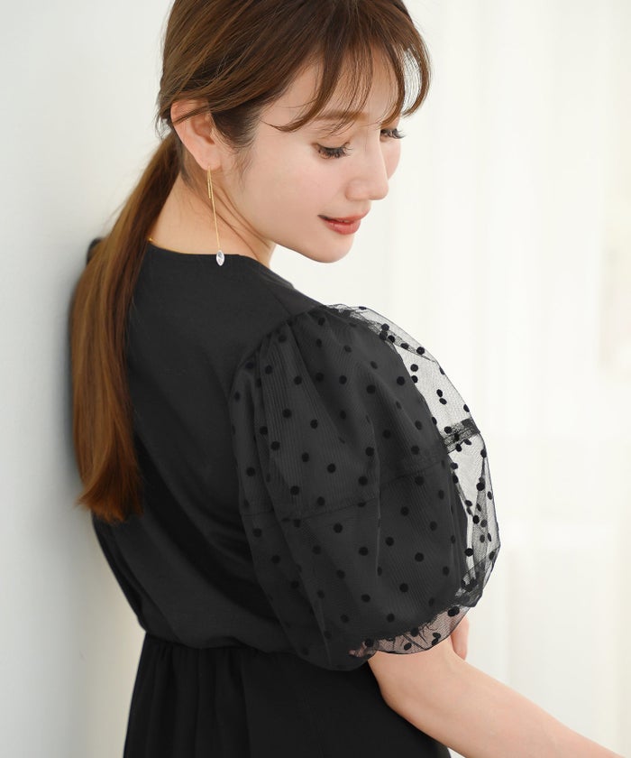 手洗い可 かわいい 上品 きれいめ 大人カジュアル フェミニン オフィス シンプル 柄 体型カバー ジョイントスペース 袖水玉ドットカットソーPO Liala×PG