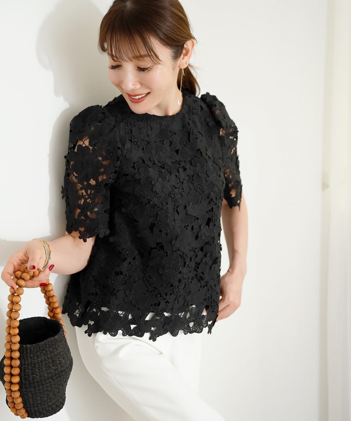 手洗い可 かわいい 上品 きれいめ 大人カジュアル オフィス フォーマル フェミニン シンプル 柄 ジョイントスペース 立体レースブラウス Liala×PG