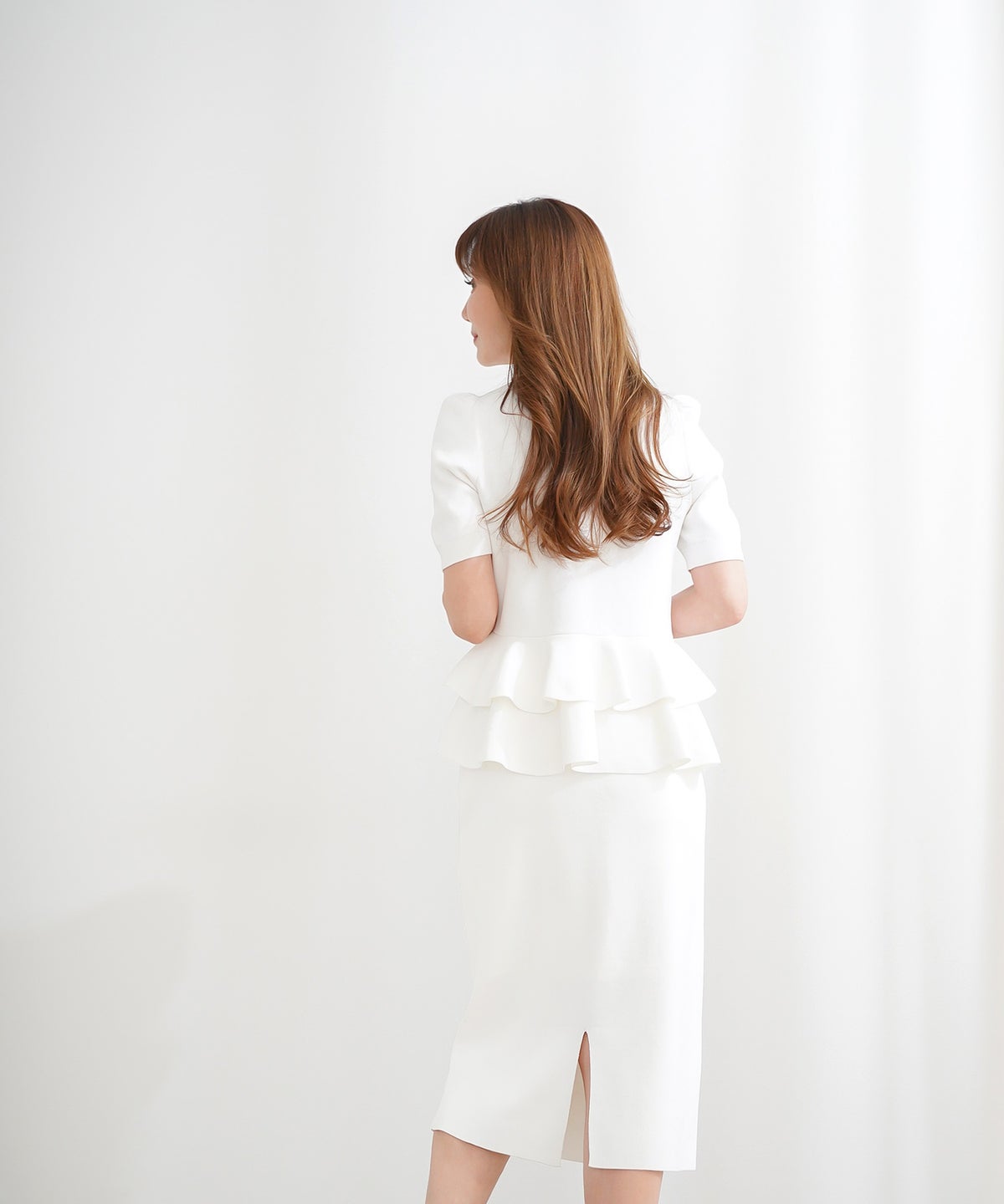 洗濯機可 S/M/L セットアップ対応 サマーニット フレア 大人 かわいい きれいめ ジョイントスペース 2段ペプラムV襟ニット Liala×PG