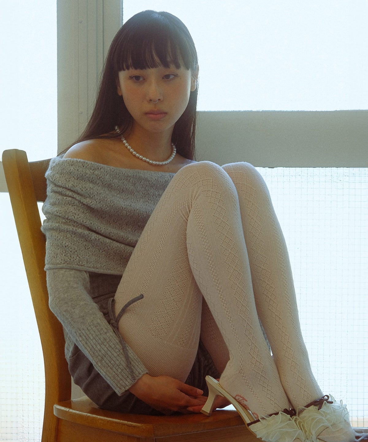 肩出し/シャーリング入り/モヘヤライク オフショルニットプルオーバーTINA：JOJUN