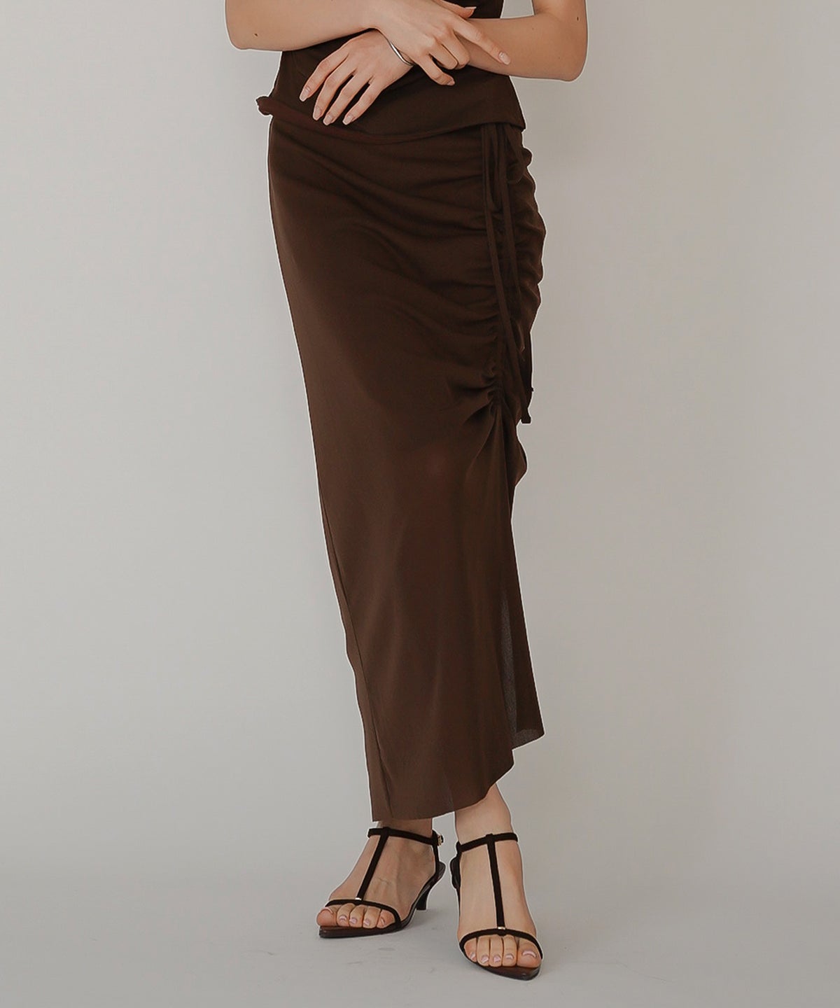 ギャザースカート ドロスト スリット モード 韓国風 リゾート 細見え ドット柄 ドット ドローストリング アレンジ スカート KINO THE KEI