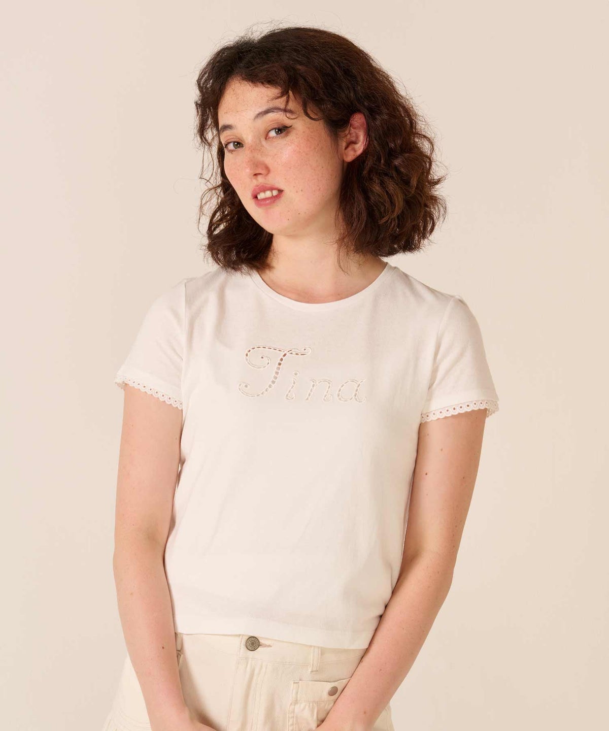 ロゴ/トップス/レース風 刺繍 Tシャツ TINA：JOJUN