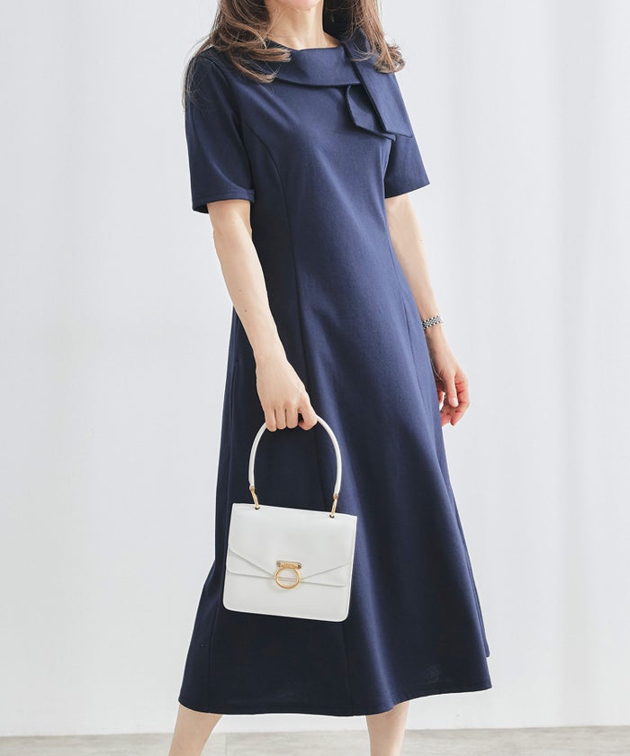 ワンピース ロールカラー バイカラー ブラック ネイビー 半袖 カットソー 襟付き リボン ジョイントスペース ロールカラー ワンピース ＆BLOOM（アンドブルーム）