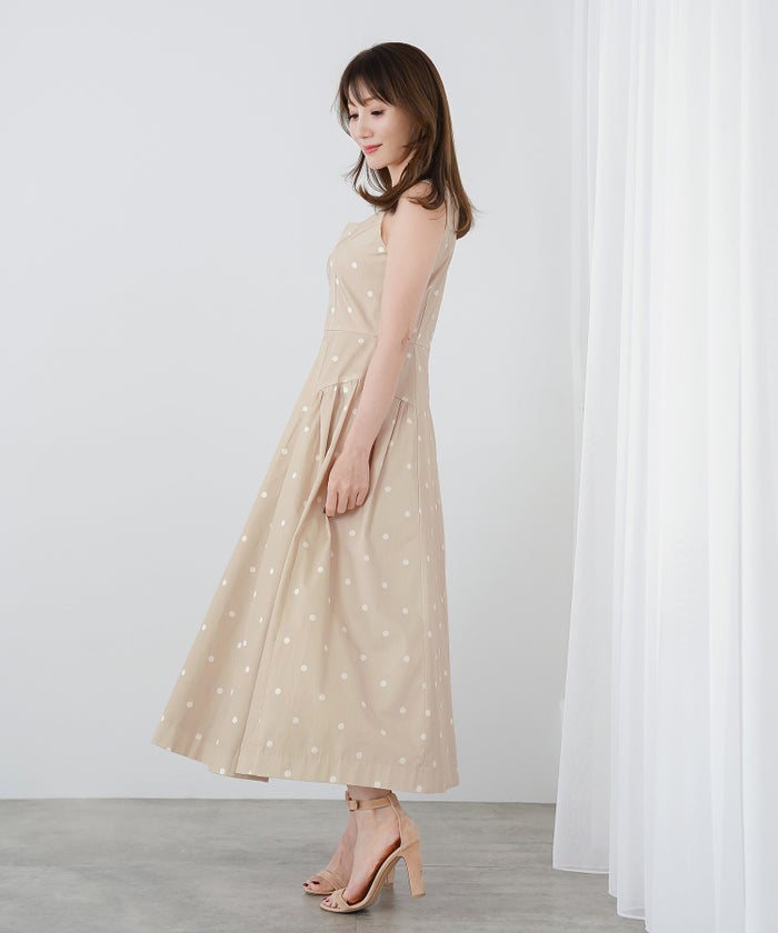 手洗い可 おしゃれ フェミニン 上品 きれいめ 大人カジュアル 柄 夏 フェニミン ジョイントスペース 水玉ノースリワンピース Liala×PG