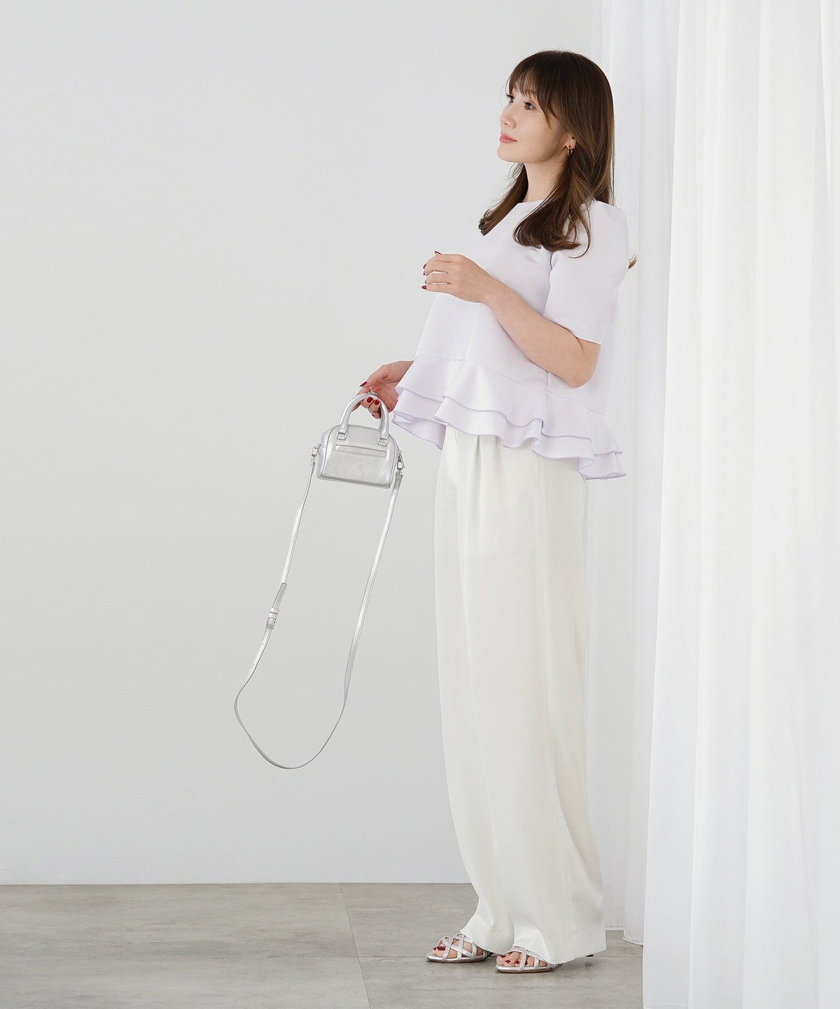 手洗い可 XSサイズ オフィス 大人カジュアル きれいめ  白黒 上品 ロング 美脚 上品 ジョイントスペース とろみワイドパンツ Liala×PG