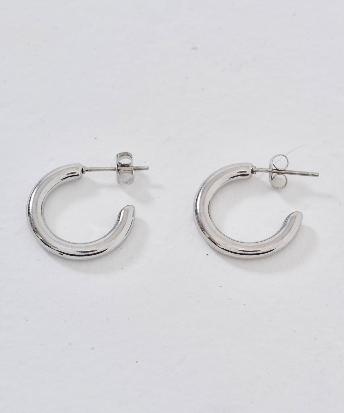 ピアス/アクセサリー/プランプフープ ステンレス ピアス TINA：JOJUN