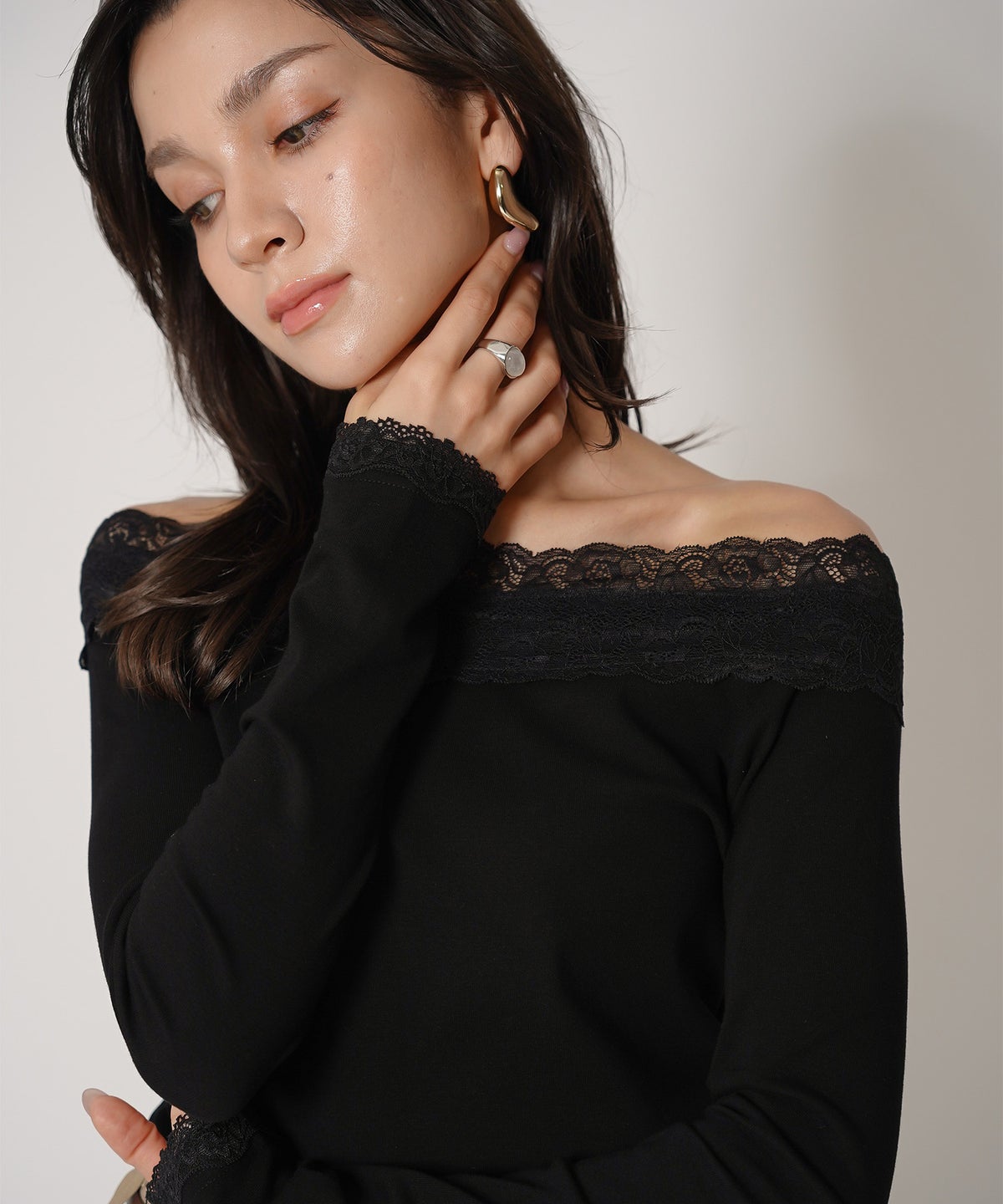 レーストップス オフショル 2WAY Vネック 韓国風 デート モード 前後2WAY レース オフショル フライスカットソー トップス KINO THE KEI