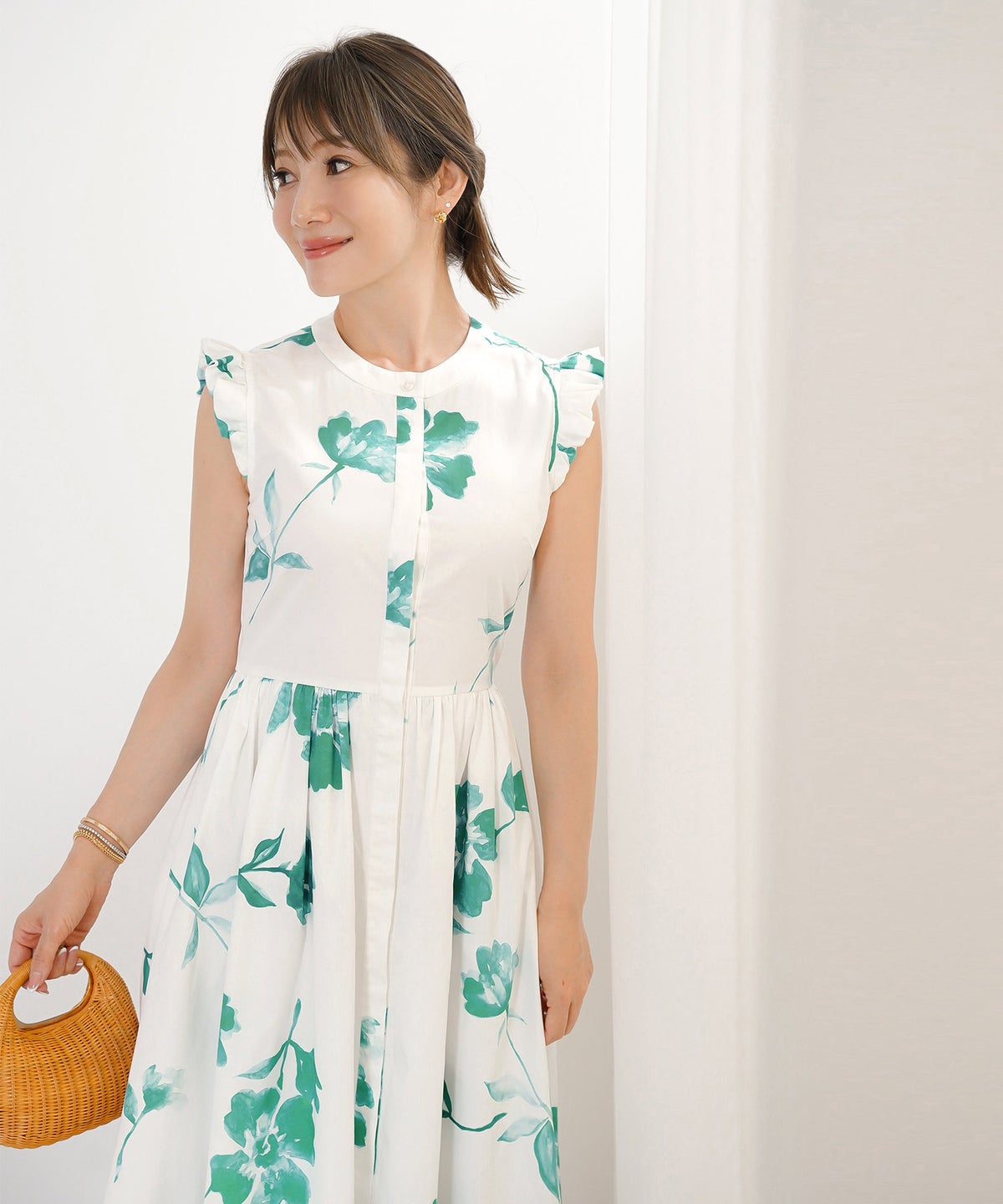 手洗い可 S/M/L おしゃれ フェミニン 上品 大人可愛い きれいめ 夏 柄 ジョイントスペース ラッフル袖プリントワンピース Liala×PG