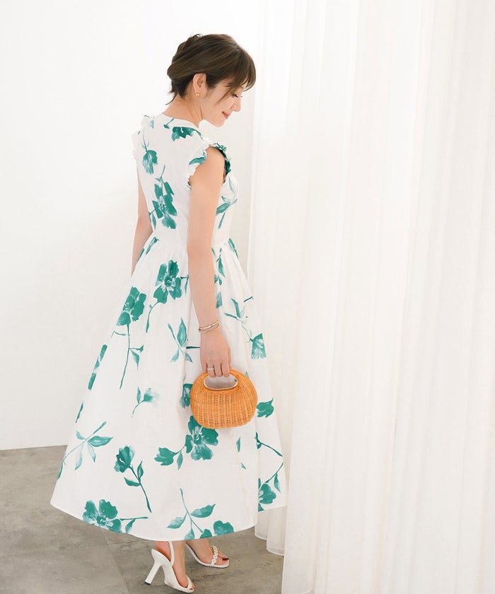 手洗い可 S/M/L おしゃれ フェミニン 上品 大人可愛い きれいめ 夏 柄 ジョイントスペース ラッフル袖プリントワンピース Liala×PG