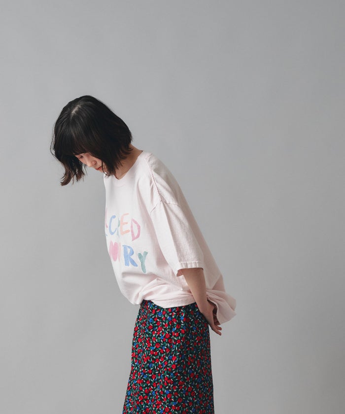 グレー ピンク ブラック 半袖 Tシャツ クロックフロッキープリント ウォッシャブル M L カラフルフロッキープリントTシャツ AT THE TRNK ＠