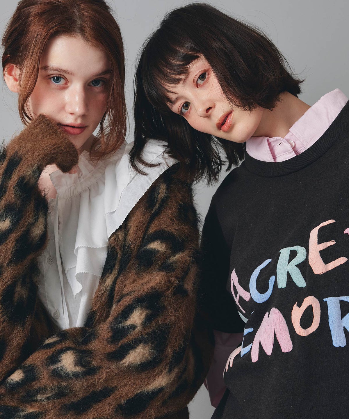 グレー ピンク ブラック 半袖 Tシャツ クロックフロッキープリント ウォッシャブル M L カラフルフロッキープリントTシャツ AT THE TRNK ＠