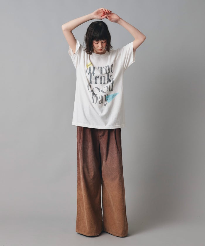 ホワイト グレー クリーム ブラック Tシャツ 半袖 プリント ウォッシャブル M L GOODDAYロゴＴシャツ AT THE TRNK ＠