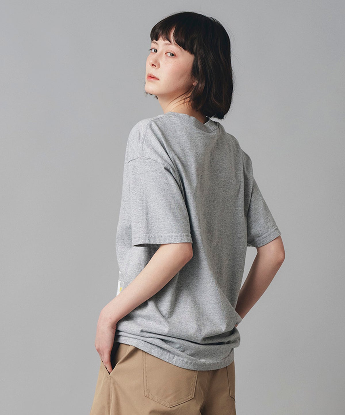 ホワイト グレー クリーム ブラック Tシャツ 半袖 プリント ウォッシャブル M L GOODDAYロゴＴシャツ AT THE TRNK ＠