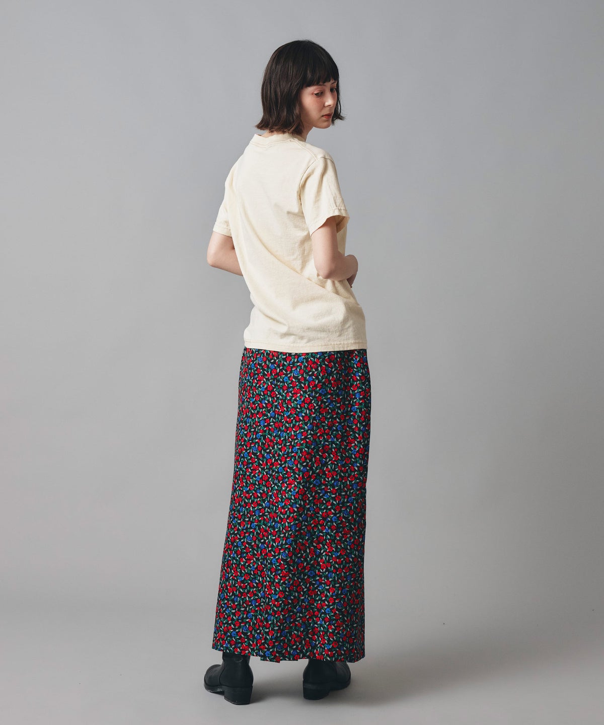 ホワイト グレー クリーム ブラック Tシャツ 半袖 プリント ウォッシャブル M L GOODDAYロゴＴシャツ AT THE TRNK ＠