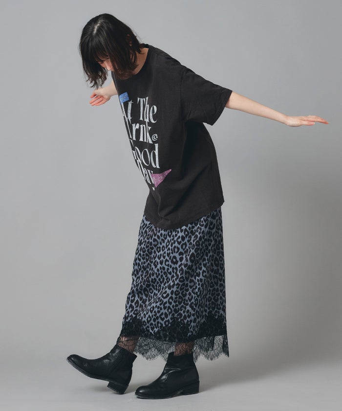 ホワイト グレー クリーム ブラック Tシャツ 半袖 プリント ウォッシャブル M L GOODDAYロゴＴシャツ AT THE TRNK ＠
