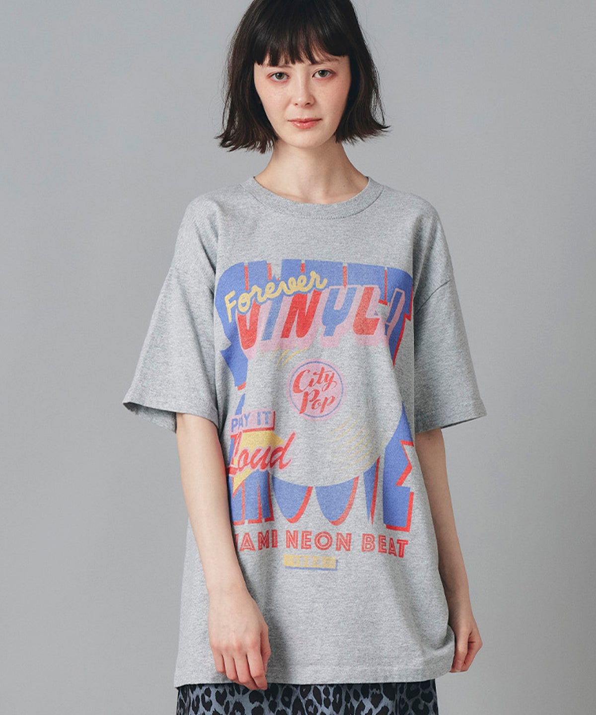 アイボリー グレー ブラック Tシャツ プリント 半袖 ウォッシャブル M L レコードプリントＴシャツ AT THE TRNK ＠