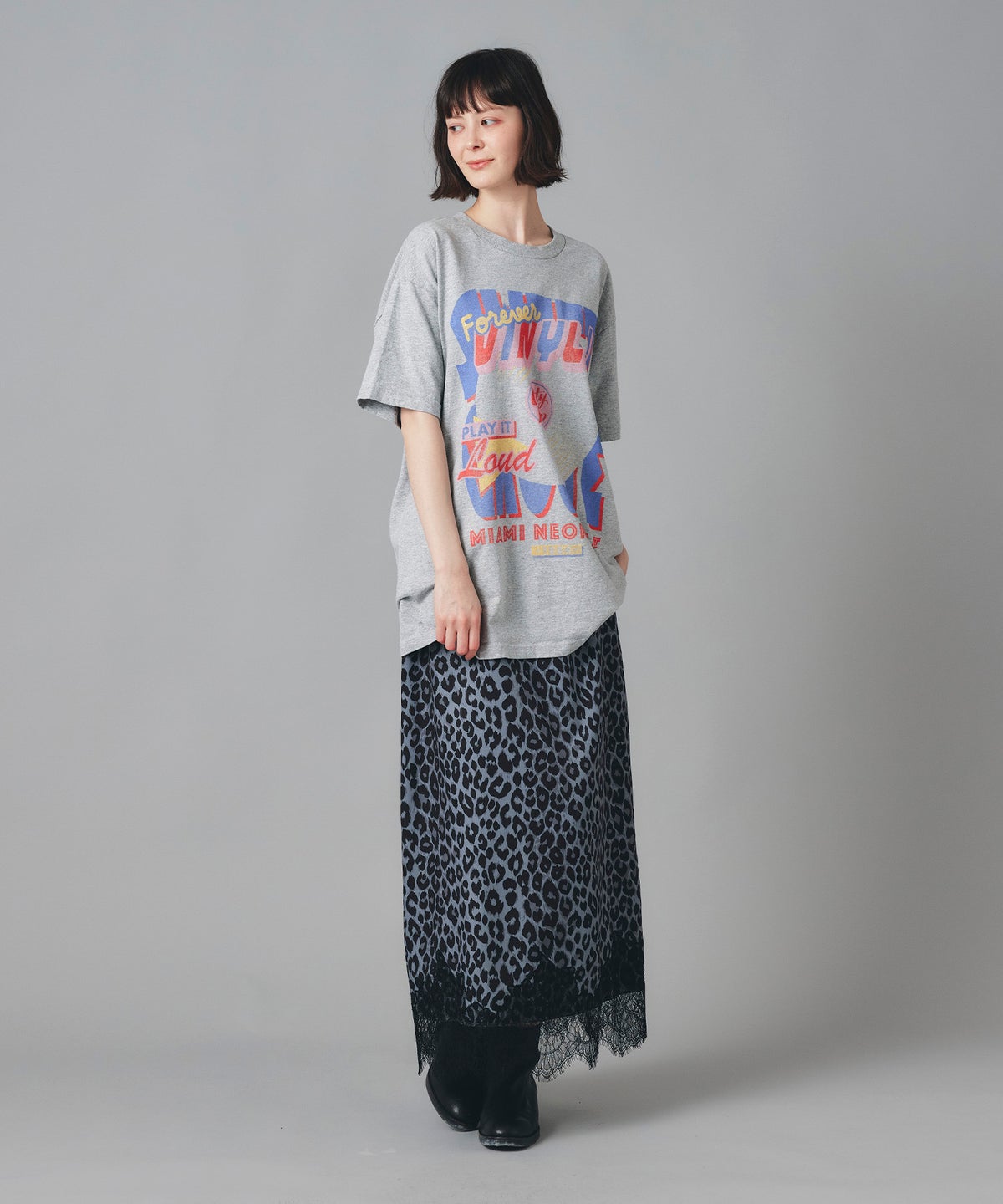 アイボリー グレー ブラック Tシャツ プリント 半袖 ウォッシャブル M L レコードプリントＴシャツ AT THE TRNK ＠