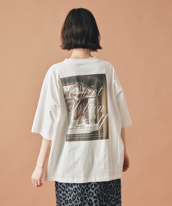 ホワイト ベージュ ブラック 半袖 Tシャツ バックプリント ウォッシャブル フリーサイズ フォトＴシャツ　バックプリント AT THE TRNK ＠