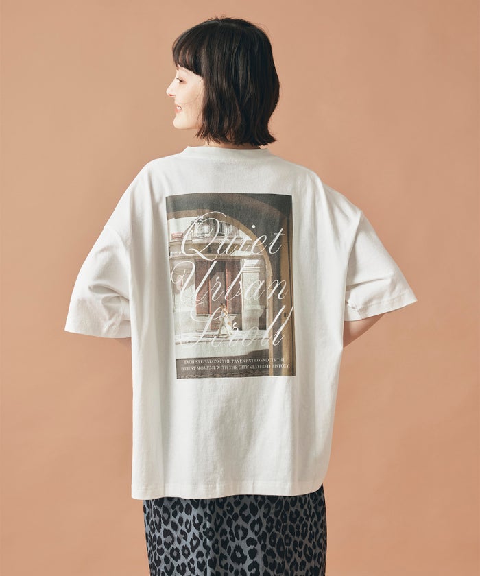 ホワイト ベージュ ブラック 半袖 Tシャツ バックプリント ウォッシャブル フリーサイズ フォトＴシャツ　バックプリント AT THE TRNK ＠
