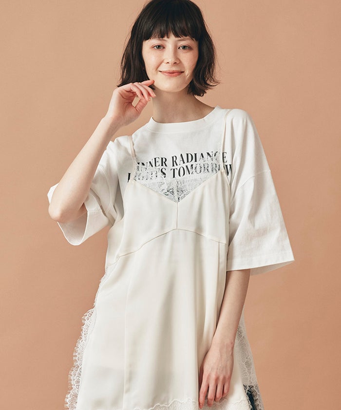 ホワイト チャコール ベージュ 半袖 Tシャツ プリント ウォッシャブル フリーサイズ フォトＴシャツ　フラワープリント AT THE TRNK ＠