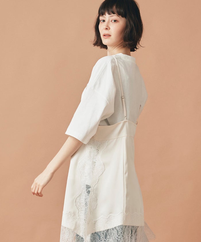 ホワイト チャコール ベージュ 半袖 Tシャツ プリント ウォッシャブル フリーサイズ フォトＴシャツ　フラワープリント AT THE TRNK ＠