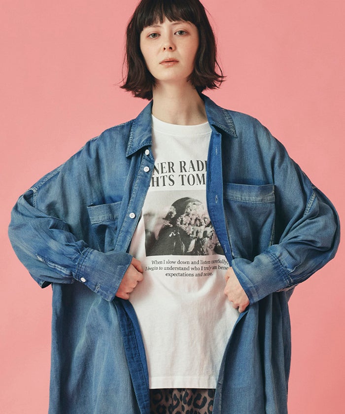 ホワイト チャコール ベージュ 半袖 Tシャツ プリント ウォッシャブル フリーサイズ フォトＴシャツ　フラワープリント AT THE TRNK ＠